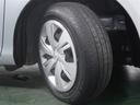 タイヤの溝もしっかりありますので、乗り出しで余計な費用がかかる事もありませんね。