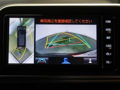 車庫入れなどでバックする際に後方確認ができて便利です。駐車時の頼もしい味方です！ 5