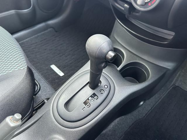 ノート Ｘ　エマージェンシーブレーキパッケージ　女性管理ユ－ザ－様下取１オ－ナ－／禁煙車／自発光タイプ２連アナログメ－タ－／スマ－トキ－２本／ナビ／地デジ／バックカメラ／Ｂｌｕｅｔｏｏｔｈオ－ディオ接続／ＡＵＸ／ＣＤ／ＤＶＤ／（25枚目）