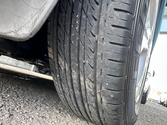 ノート Ｘ　エマージェンシーブレーキパッケージ　女性管理ユ－ザ－様下取１オ－ナ－／禁煙車／自発光タイプ２連アナログメ－タ－／スマ－トキ－２本／ナビ／地デジ／バックカメラ／Ｂｌｕｅｔｏｏｔｈオ－ディオ接続／ＡＵＸ／ＣＤ／ＤＶＤ／（64枚目）