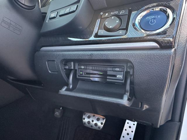 【電車でのご来店も大歓迎】　最寄りの駅までお迎えに上がりますのでお気軽にお申し付けください。