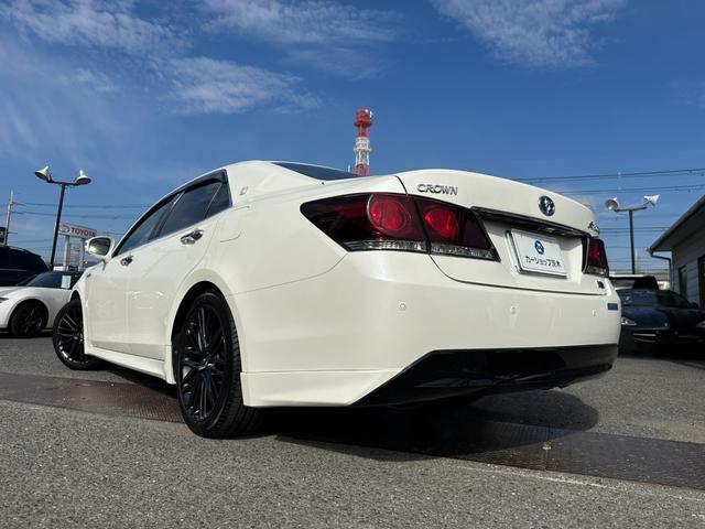 Ｑ：カーコーティングお願いできる？　Ａ：お任せください。お客様ニーズに合わせた３パターンのコーティングをご用意しております。