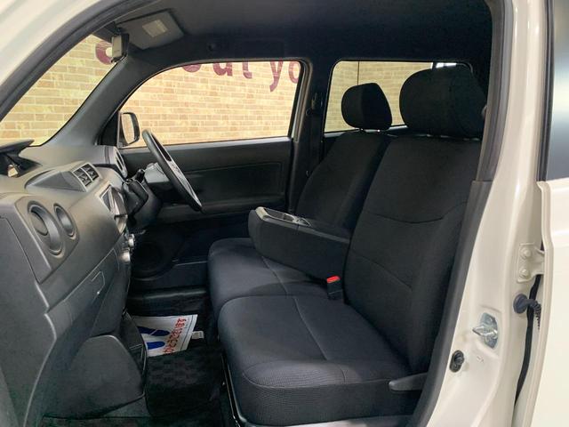 bB Z トヨタ純正ナビ・ワンセグTV バックカメラ ビルトインETC オートエアコン 収納付大型アームレスト フロントベンチシート ウインカーミラー 禁煙車 1オーナー 走行2万台(8枚目)