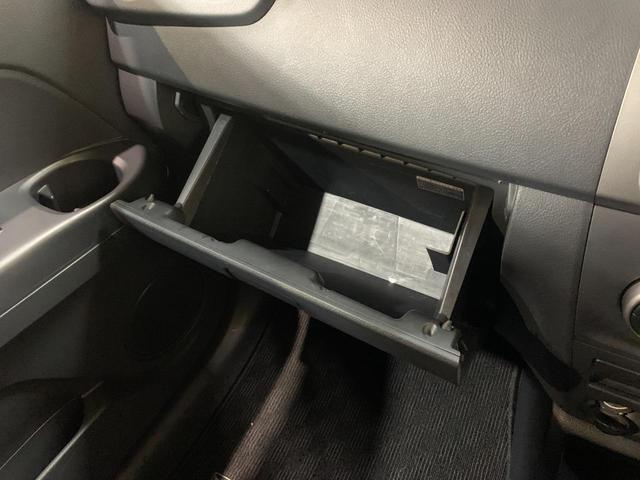 bB Z トヨタ純正ナビ・ワンセグTV バックカメラ ビルトインETC オートエアコン 収納付大型アームレスト フロントベンチシート ウインカーミラー 禁煙車 1オーナー 走行2万台(10枚目)