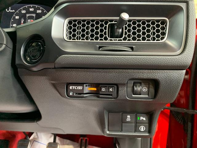 シビック タイプR 登録済未使用車 スマホ連携9インチ純正ナビ・フルセグTV・Bluetooth ETC2.0車載器 LEDヘッドライト レーダークルーズコントロール クリアランスソナー フレームレッド(16枚目)