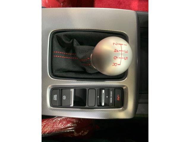 シビック タイプR 登録済未使用車 スマホ連携9インチ純正ナビ・フルセグTV・Bluetooth ETC2.0車載器 LEDヘッドライト レーダークルーズコントロール クリアランスソナー フレームレッド(20枚目)