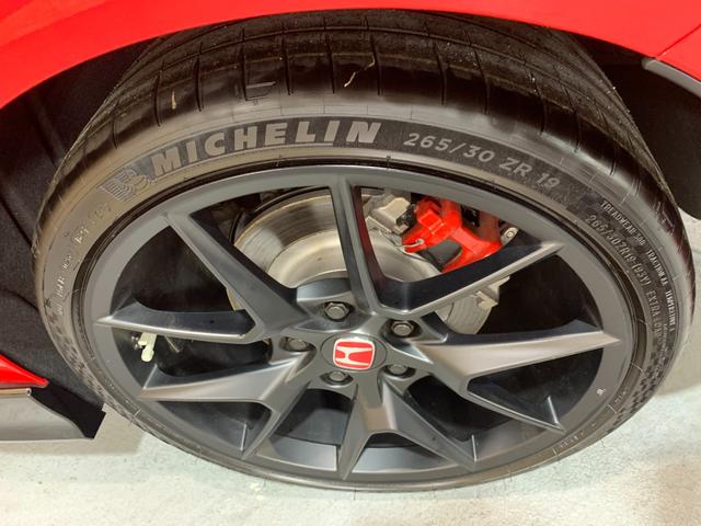 シビック タイプR 登録済未使用車 スマホ連携9インチ純正ナビ・フルセグTV・Bluetooth ETC2.0車載器 LEDヘッドライト レーダークルーズコントロール クリアランスソナー フレームレッド(44枚目)