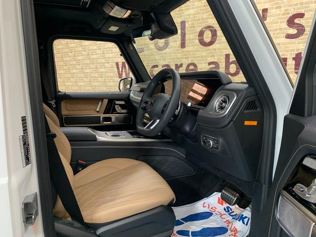 Ｇクラス Ｇ４５０ｄ　ＡＭＧラインパッケージ　ディスプレイオーディオ　フルセグテレビ　全方位モニター　ＥＴＣ２．０　ＢＴ　ＵＳＢ　３６０°ドライブレコーダー　ＭＡＮＵＦＡＫＴＵＲ　オパリスホワイト　ＡＭＧフロアマットプレミアム（4枚目）