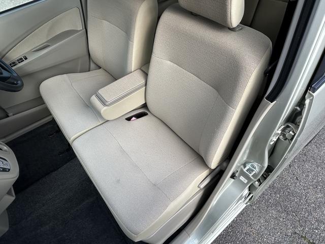 ムーヴ Ｌ　アイドリングストップ　キーレスエントリー　プライバシーガラス　ベンチシート　左右エアバック　ＣＶＴ　ヘッドライトコーティング施工済（20枚目）