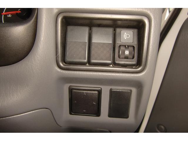 ボンゴバン ＧＬ　４ＷＤ　５速ＭＴ　低床　ワンオーナー　社外ナビ・フルセグＴＶ　ＥＴＣ　ＰＷ　キーレス　電動ミラー　ヘッドライトレベライザー（40枚目）