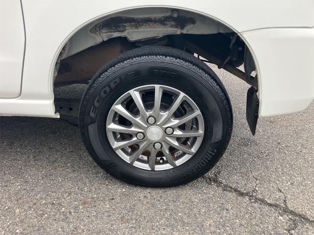 ハイゼットカーゴ ＤＸ　Ｃｌａｒｉｏｎナビ　ワンセグＴＶ　キーレス　Ｂｌｕｅｔｏｏｔｈ接続　エアコン　運転席・助手席エアバッグ（12枚目）