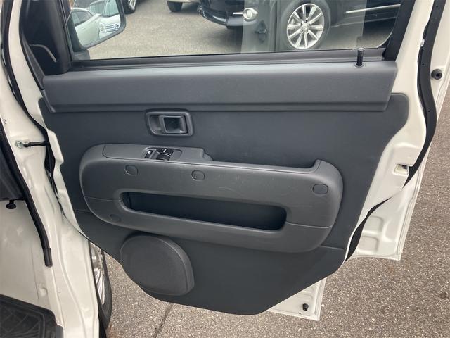 ハイゼットカーゴ ＤＸ　Ｃｌａｒｉｏｎナビ　ワンセグＴＶ　キーレス　Ｂｌｕｅｔｏｏｔｈ接続　エアコン　運転席・助手席エアバッグ（15枚目）