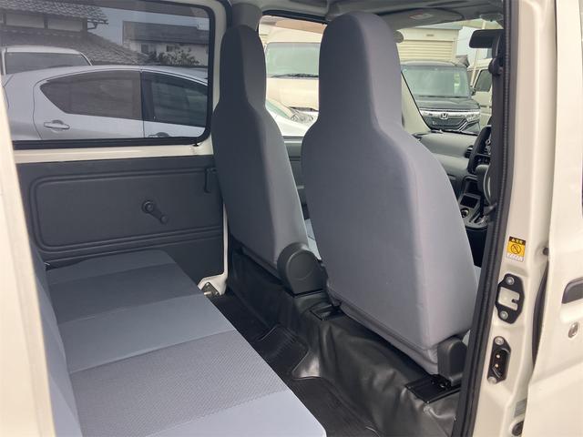 ハイゼットカーゴ ＤＸ　Ｃｌａｒｉｏｎナビ　ワンセグＴＶ　キーレス　Ｂｌｕｅｔｏｏｔｈ接続　エアコン　運転席・助手席エアバッグ（20枚目）
