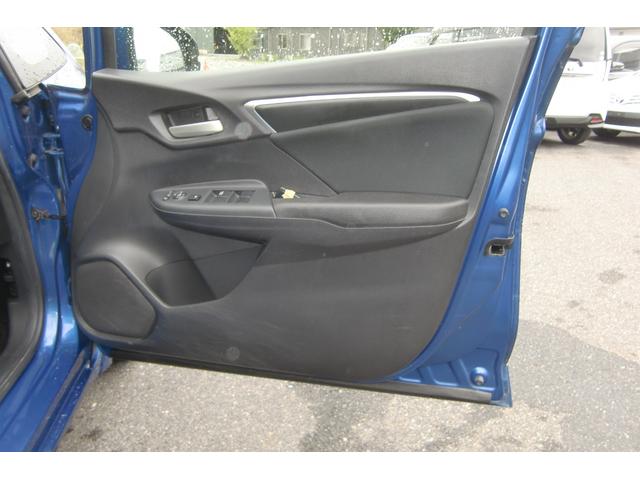 フィット 13G・Lパッケージ あんしんパッケージ CTBA 純正メーカーインターナビ・フルセグTV・Bカメラ LEDヘッド スマートキー2個&プッシュスタート アイドリングストップ 純正ETC ドラレコ エコアシスト(15枚目)