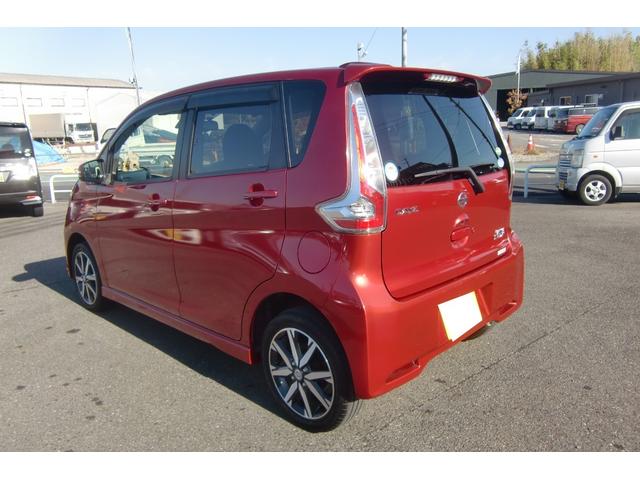 デイズ ハイウェイスター　Ｇターボ　アラウンドビューモニター　インテリキー　エマブレ　Ａストップ　キセノンヘッド　オートハイビーム　純正アルミ１５インチ　前後ドラレコ　ＥＴＣ　革巻きステアリング　Ｄラー記録簿７枚　６点５枚（2枚目）