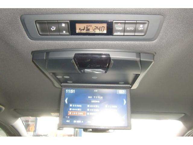 ヴォクシー ハイブリッドＺＳ　煌ＩＩＩ　アルパイン１１インチナビ・後席モニター　トヨタセーフティセンス　両側パワースライドドア　ハーフレザーシート　Ｆ席シートヒーター　クルコン　Ｒオートエアコン　スマートキー２個　スペアタイヤ（7枚目）