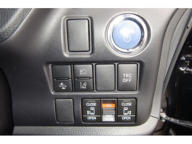 ヴォクシー ハイブリッドＺＳ　煌ＩＩＩ　アルパイン１１インチナビ・後席モニター　トヨタセーフティセンス　両側パワースライドドア　ハーフレザーシート　Ｆ席シートヒーター　クルコン　Ｒオートエアコン　スマートキー２個　スペアタイヤ（8枚目）