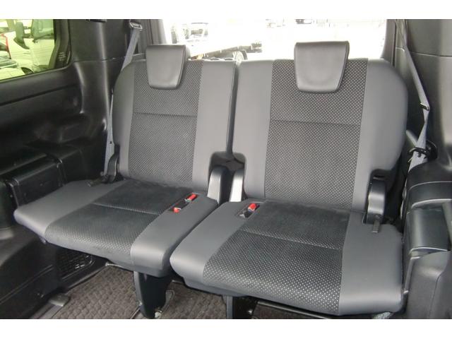 ヴォクシー ハイブリッドＺＳ　煌ＩＩＩ　アルパイン１１インチナビ・後席モニター　トヨタセーフティセンス　両側パワースライドドア　ハーフレザーシート　Ｆ席シートヒーター　クルコン　Ｒオートエアコン　スマートキー２個　スペアタイヤ（21枚目）