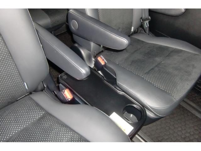 ヴォクシー ハイブリッドＺＳ　煌ＩＩＩ　アルパイン１１インチナビ・後席モニター　トヨタセーフティセンス　両側パワースライドドア　ハーフレザーシート　Ｆ席シートヒーター　クルコン　Ｒオートエアコン　スマートキー２個　スペアタイヤ（26枚目）