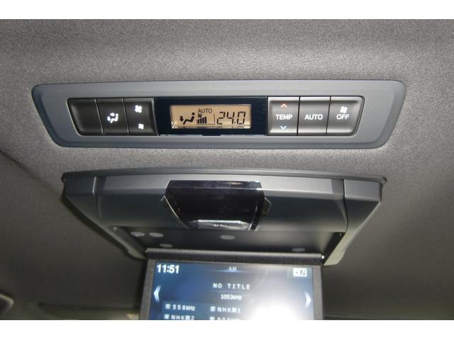 ヴォクシー ハイブリッドＺＳ　煌ＩＩＩ　アルパイン１１インチナビ・後席モニター　トヨタセーフティセンス　両側パワースライドドア　ハーフレザーシート　Ｆ席シートヒーター　クルコン　Ｒオートエアコン　スマートキー２個　スペアタイヤ（40枚目）