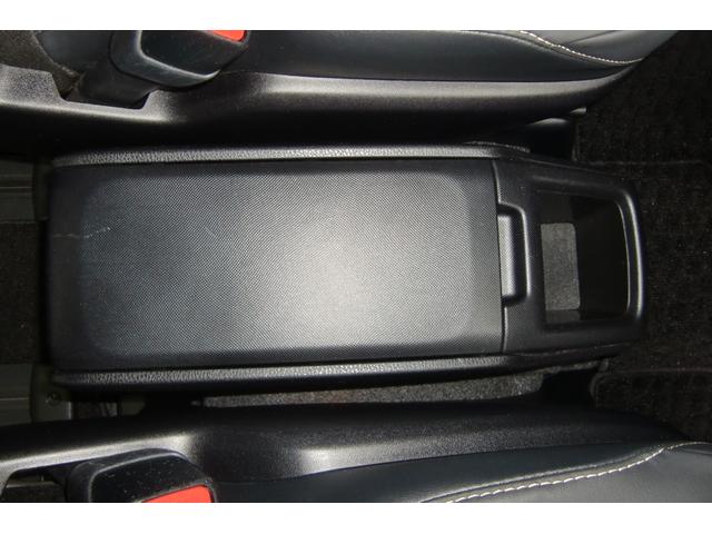 ヴォクシー ハイブリッドＺＳ　煌ＩＩＩ　アルパイン１１インチナビ・後席モニター　トヨタセーフティセンス　両側パワースライドドア　ハーフレザーシート　Ｆ席シートヒーター　クルコン　Ｒオートエアコン　スマートキー２個　スペアタイヤ（42枚目）