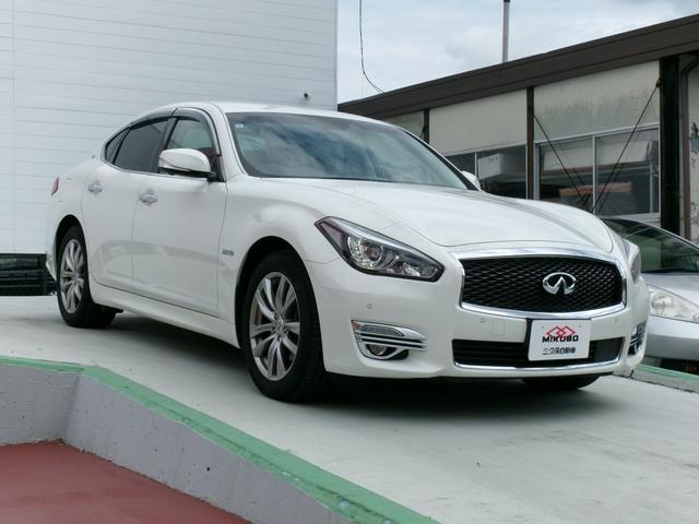 フーガハイブリッド ＶＩＰ　ＥＴＣ・シートヒーター・シートエアコン・バックカメラ（2枚目）