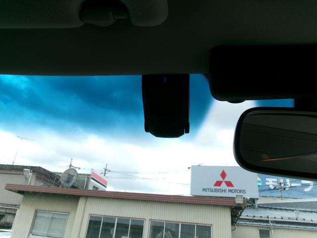 フーガハイブリッド ＶＩＰ　ＥＴＣ・シートヒーター・シートエアコン・バックカメラ（19枚目）