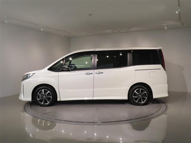 ノア Ｓｉ　ダブルバイビーＩＩＩ　フルセグ　メモリーナビ　ＤＶＤ再生　後席モニター　バックカメラ　衝突被害軽減システム　ＥＴＣ　ドラレコ　両側電動スライド　ＬＥＤヘッドランプ　ウオークスルー　乗車定員７人　３列シート　ワンオーナー（2枚目）