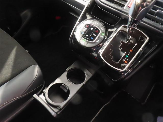 ノア Ｓｉ　ダブルバイビーＩＩＩ　フルセグ　メモリーナビ　ＤＶＤ再生　後席モニター　バックカメラ　衝突被害軽減システム　ＥＴＣ　ドラレコ　両側電動スライド　ＬＥＤヘッドランプ　ウオークスルー　乗車定員７人　３列シート　ワンオーナー（22枚目）