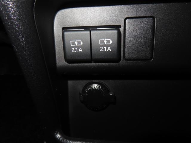 ノア Ｓｉ　ダブルバイビーＩＩＩ　フルセグ　メモリーナビ　ＤＶＤ再生　後席モニター　バックカメラ　衝突被害軽減システム　ＥＴＣ　ドラレコ　両側電動スライド　ＬＥＤヘッドランプ　ウオークスルー　乗車定員７人　３列シート　ワンオーナー（23枚目）