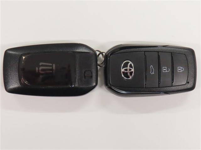 クラウンクロスオーバー ＲＳアドバンスド　革シート　４ＷＤ　フルセグ　メモリーナビ　バックカメラ　衝突被害軽減システム　ＥＴＣ　ドラレコ　ＬＥＤヘッドランプ　ワンオーナー　記録簿（15枚目）