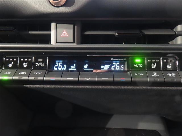 クラウンスポーツ Ｚ　革シート　４ＷＤ　フルセグ　メモリーナビ　バックカメラ　衝突被害軽減システム　ＥＴＣ　ＬＥＤヘッドランプ　ワンオーナー　記録簿（8枚目）