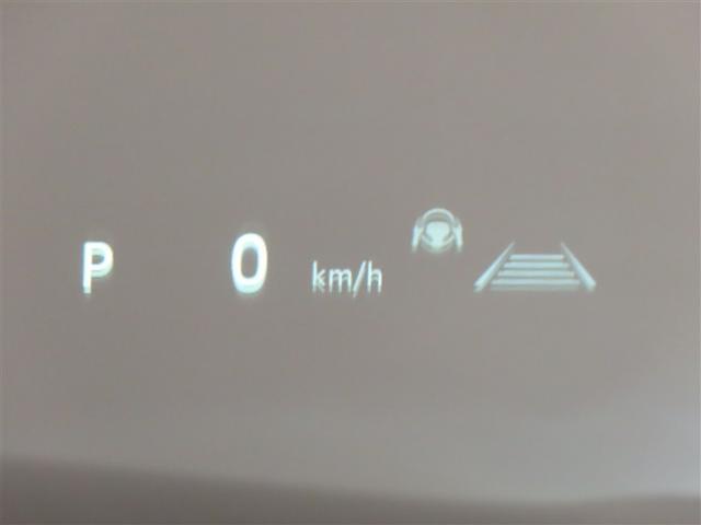 クラウンスポーツ Ｚ　革シート　４ＷＤ　フルセグ　メモリーナビ　バックカメラ　衝突被害軽減システム　ＥＴＣ　ＬＥＤヘッドランプ　ワンオーナー　記録簿（13枚目）