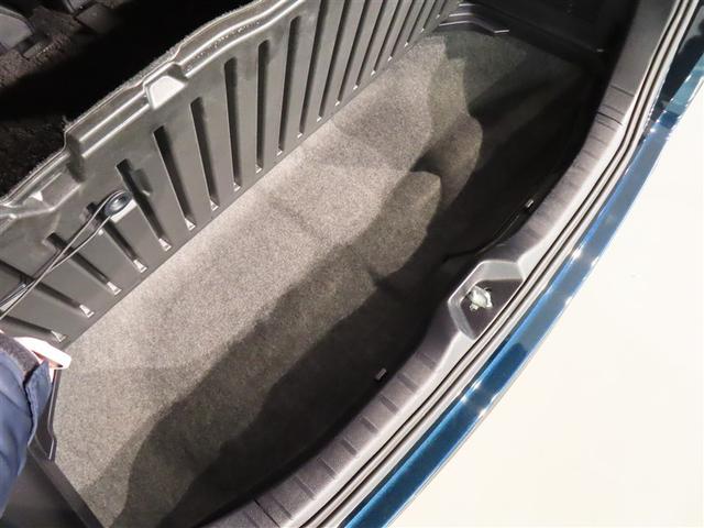 �����f�b�L�{�[�h���̃��Q�[�W�X�y�[�X