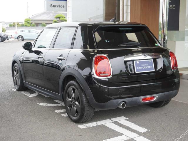ＭＩＮＩ ワン　ユーザー買取車両／ワンオーナー／保証付保証書付／取説付／Ｒ３・Ｒ４記録簿付／Ｂｌｕｅｔｏｏｔｈ／バックモニタ／クルコン／クリアランスソナー／オートライト／盗難防止装置（7枚目）