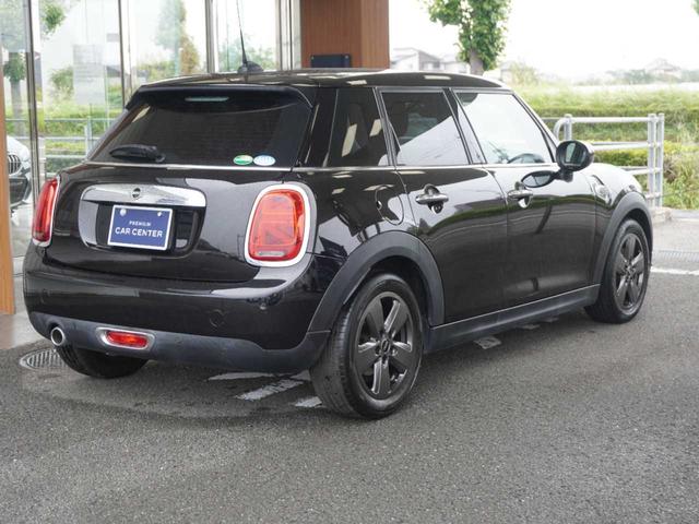 ＭＩＮＩ ワン　ユーザー買取車両／ワンオーナー／保証付保証書付／取説付／Ｒ３・Ｒ４記録簿付／Ｂｌｕｅｔｏｏｔｈ／バックモニタ／クルコン／クリアランスソナー／オートライト／盗難防止装置（9枚目）