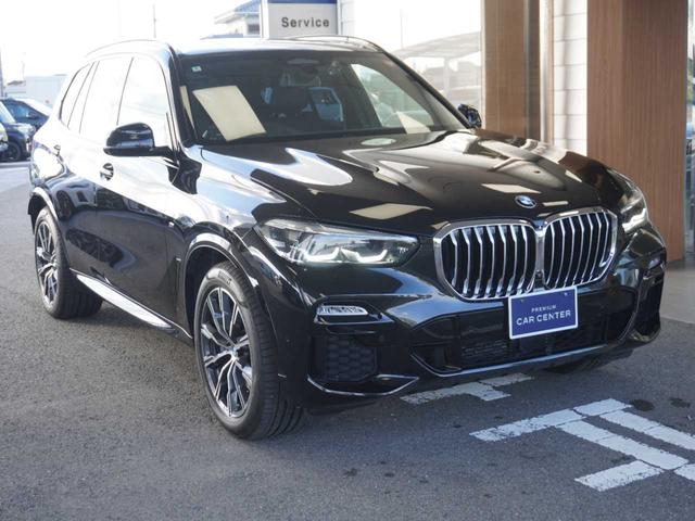 X5 xDrive 35d Mスポーツ ユーザー買取車両/保証書付/R3・R4記録簿付/サンルーフ/黒色レザーシート/HDDナビ/フルセグTV/全周囲カメラ/バックモニタ/レーダークルコン/シートメモリ(12枚目)