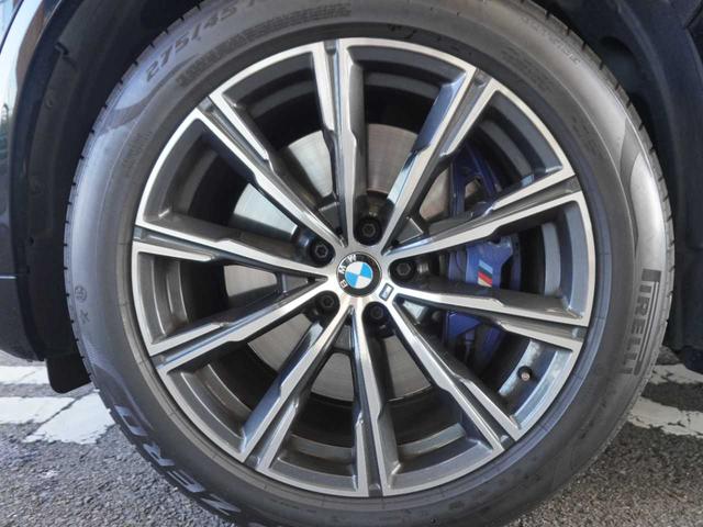 X5 xDrive 35d Mスポーツ ユーザー買取車両/保証書付/R3・R4記録簿付/サンルーフ/黒色レザーシート/HDDナビ/フルセグTV/全周囲カメラ/バックモニタ/レーダークルコン/シートメモリ(74枚目)