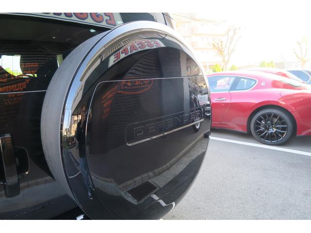 ディフェンダー １１０Ｘ　Ｄ３００　１１０　Ｘ　Ｄ３００　ディーゼルターボ　４ＷＤブラックエクステリア　コールドクライメートパック茶革ルーフキャリアサイドステップ　ＭＥＲＩＤＩＡＮサラウンドワンオーナー　新車保証付きサントリーニブラック（27枚目）