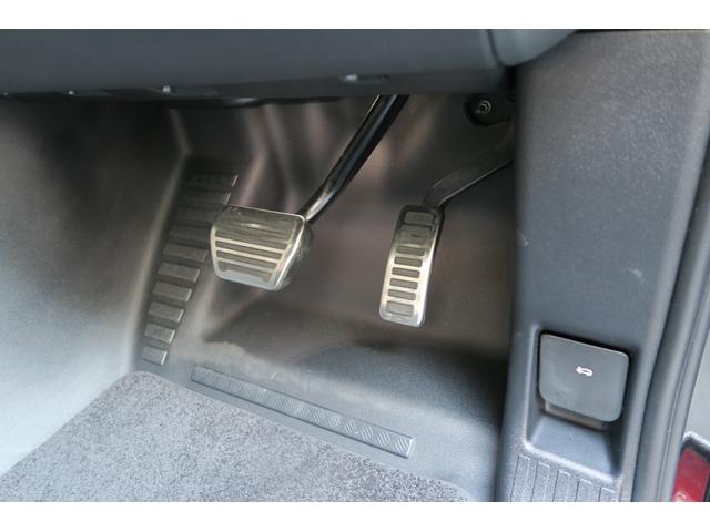 ディフェンダー １１０Ｘ　Ｄ３００　１１０　Ｘ　Ｄ３００　ディーゼルターボ　４ＷＤブラックエクステリア　コールドクライメートパック茶革ルーフキャリアサイドステップ　ＭＥＲＩＤＩＡＮサラウンドワンオーナー　新車保証付きサントリーニブラック（62枚目）