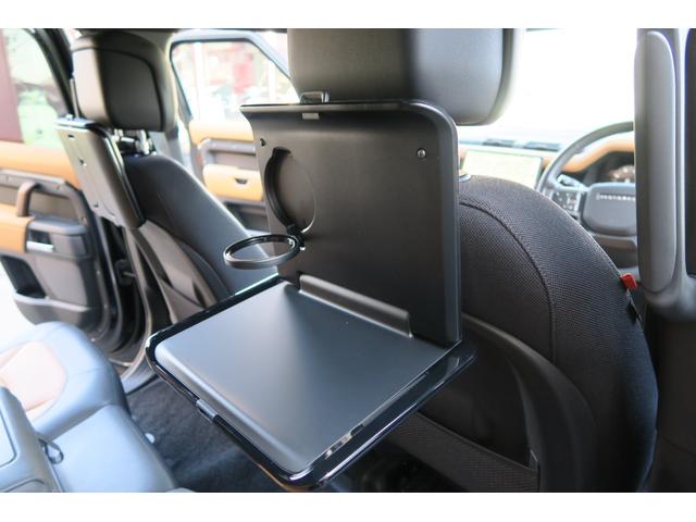 ディフェンダー １１０Ｘ　Ｄ３００　１１０　Ｘ　Ｄ３００　ディーゼルターボ　４ＷＤブラックエクステリア　コールドクライメートパック茶革ルーフキャリアサイドステップ　ＭＥＲＩＤＩＡＮサラウンドワンオーナー　新車保証付きサントリーニブラック（72枚目）