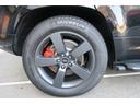 １１０Ｘ　Ｄ３００　１１０　Ｘ　Ｄ３００　ディーゼルターボ　４ＷＤブラックエクステリア　コールドクライメートパック茶革ルーフキャリアサイドステップ　ＭＥＲＩＤＩＡＮサラウンドワンオーナー　新車保証付きサントリーニブラック（21枚目）