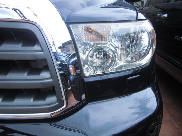 セコイア ＳＲ５　２０１２年モデル　ＳＲ５　４ＷＤ　ＣＡＲＦＡＸ＆オートチェック付　走行７０．５７６ＭＩＬ　クロスシート　２ＲＤベンチシート　３ＲＤシート　１８インチＧＯＯＤＲＩＣＨマッドタイヤ（8枚目）