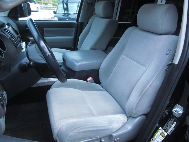 セコイア ＳＲ５　２０１２年モデル　ＳＲ５　４ＷＤ　ＣＡＲＦＡＸ＆オートチェック付　走行７０．５７６ＭＩＬ　クロスシート　２ＲＤベンチシート　３ＲＤシート　１８インチＧＯＯＤＲＩＣＨマッドタイヤ（12枚目）