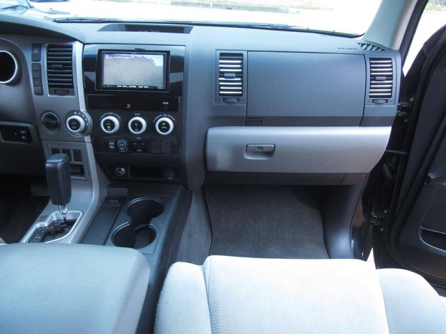 セコイア ＳＲ５　２０１２年モデル　ＳＲ５　４ＷＤ　ＣＡＲＦＡＸ＆オートチェック付　走行７０．５７６ＭＩＬ　クロスシート　２ＲＤベンチシート　３ＲＤシート　１８インチＧＯＯＤＲＩＣＨマッドタイヤ（30枚目）