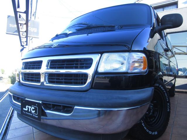 ダッジ・バン ミディアム　２００３年ファイナルモデル新車並行　リアディスク　１６インチホイール　ローダウン　３ＲＤシート付　ＥＣＭ対策品　整備記録付き　３３ＮＯまたは１１ＮＯ登録（11枚目）