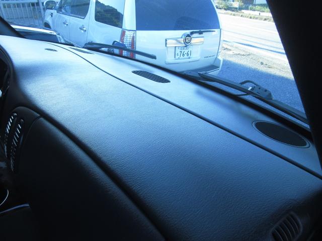 ダッジ・バン ミディアム　２００３年ファイナルモデル新車並行　リアディスク　１６インチホイール　ローダウン　３ＲＤシート付　ＥＣＭ対策品　整備記録付き　３３ＮＯまたは１１ＮＯ登録（21枚目）