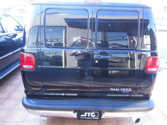 ダッジ・バン ミディアム　２００３年ファイナルモデル新車並行　リアディスク　１６インチホイール　ローダウン　３ＲＤシート付　ＥＣＭ対策品　整備記録付き　３３ＮＯまたは１１ＮＯ登録（37枚目）