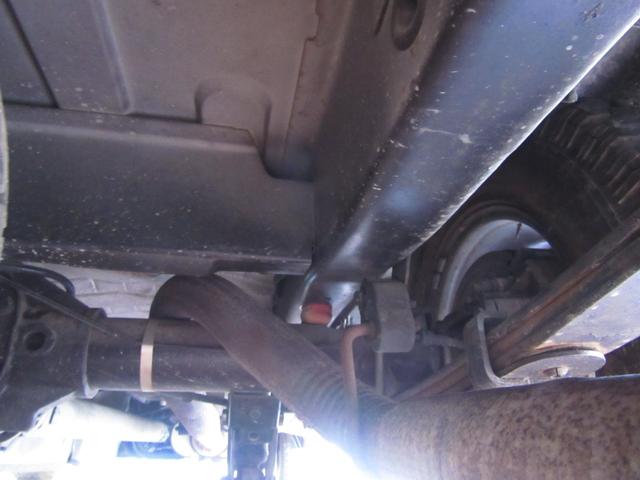 ダッジ・バン ミディアム　２００３年ファイナルモデル新車並行　リアディスク　１６インチホイール　ローダウン　３ＲＤシート付　ＥＣＭ対策品　整備記録付き　３３ＮＯまたは１１ＮＯ登録（64枚目）