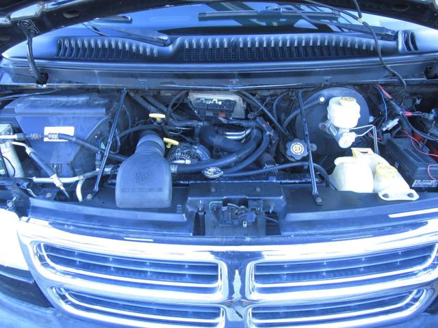 ダッジ・バン ミディアム　２００３年ファイナルモデル新車並行　リアディスク　１６インチホイール　ローダウン　３ＲＤシート付　ＥＣＭ対策品　整備記録付き　３３ＮＯまたは１１ＮＯ登録（65枚目）